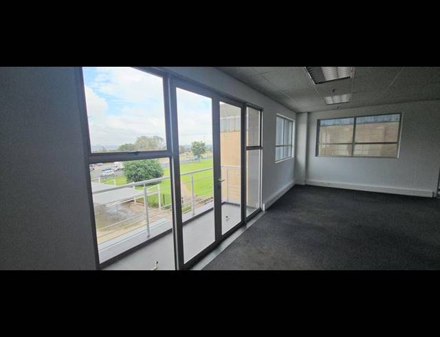 INDUSTRIAL PROPERTY TO RENT IN LONGMEADOW